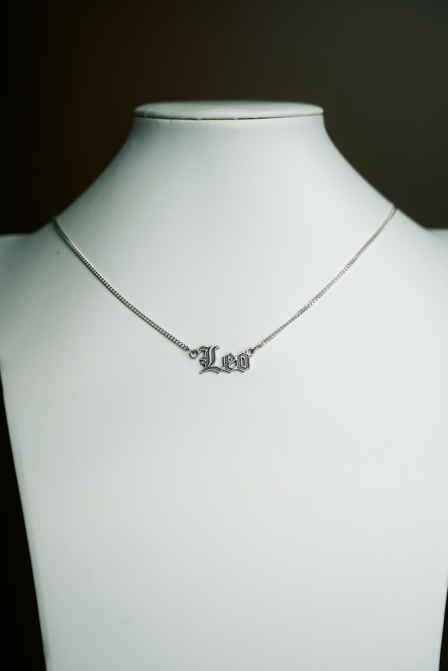 Collar Leo - 99.9% Plata pura