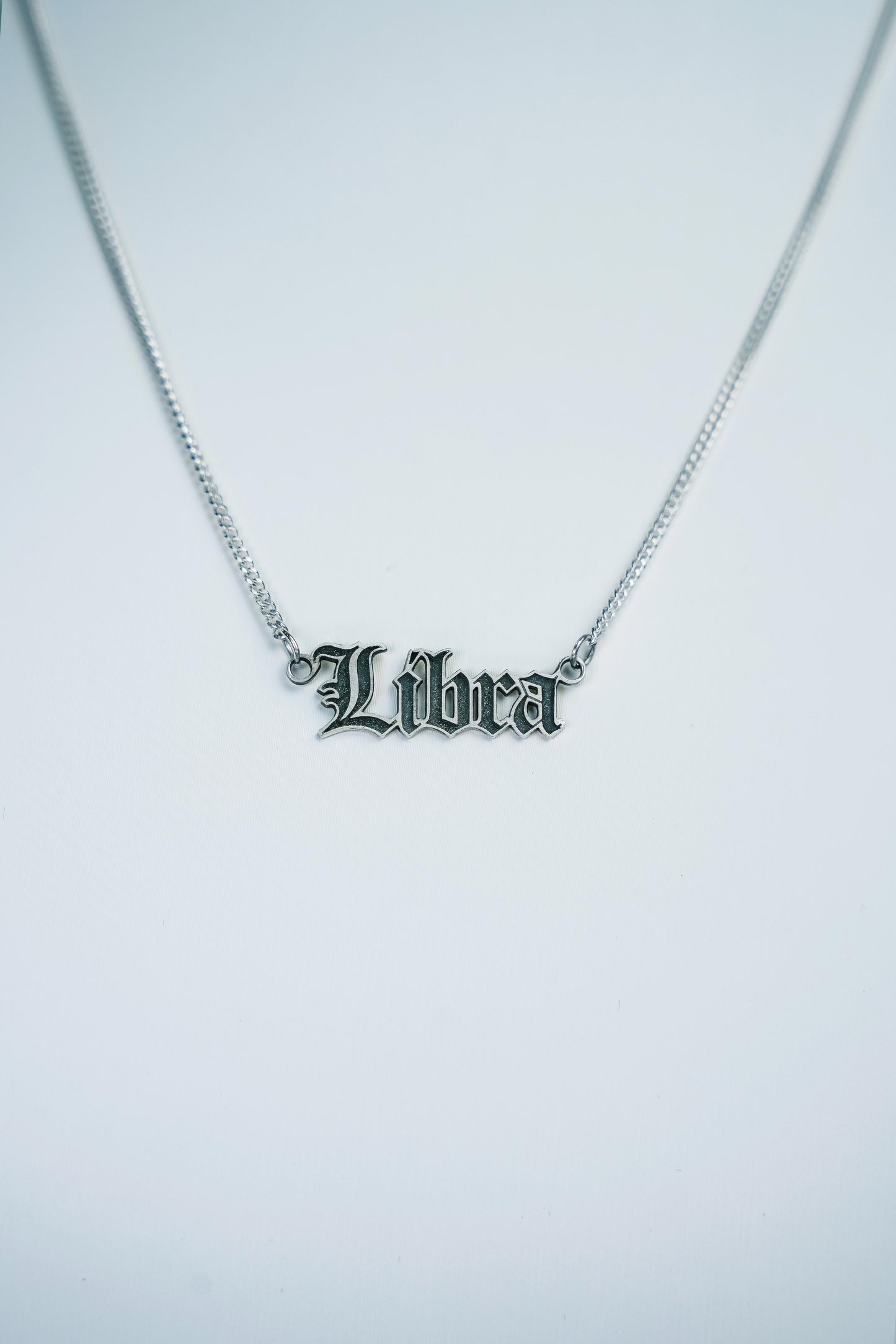 Collar Libra - 99.9% Plata pura