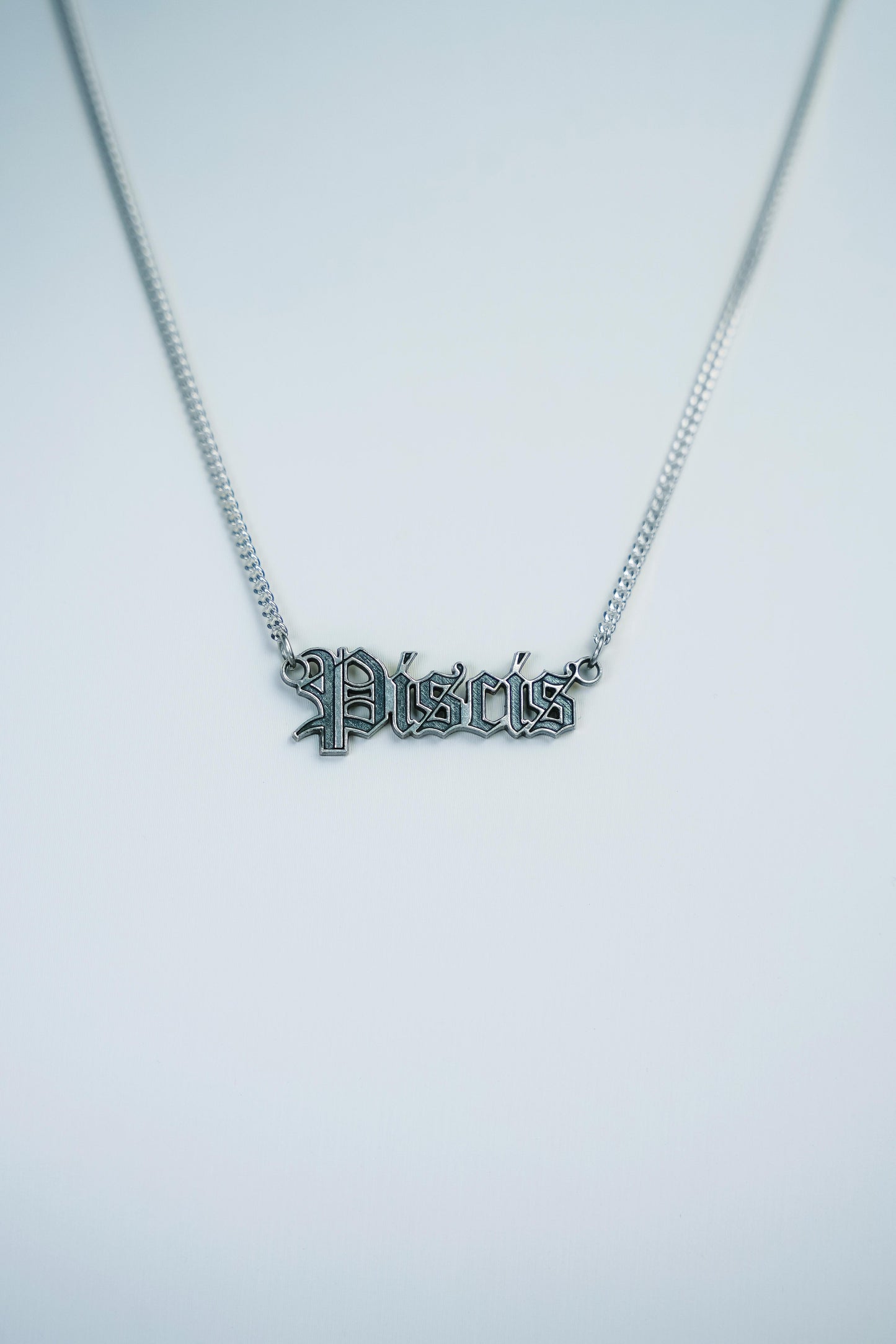 Collar Piscis - 99.9% Plata pura